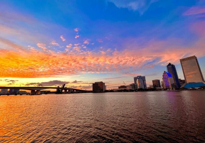 Downtown-Riverwalk-Sunsets-in-Jacksonville-Guide.jpg.optimal